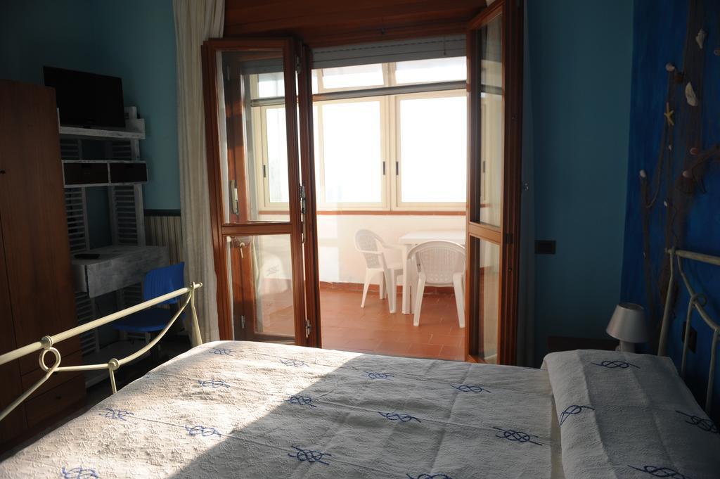 B&B Viale Delle Colline Salerno Værelse billede