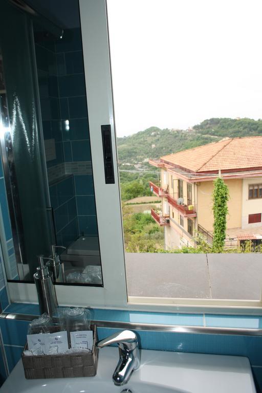 B&B Viale Delle Colline Salerno Eksteriør billede